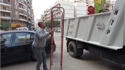 إزالة إشغالات وتوقيع غرامات على منشآت مخالفة خلال حملات رقابية بالإسكندرية