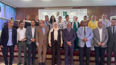 يستحقون الترند.. طلاب الدفعة 28 لكلية طب سوهاج يضحون بحفل التخرج ويدعمون قسم التخدير بجهاز ايكو