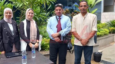 تكريم طالبتي مدرسة المتفوقين بكفر الشيخ عن مشروعهما تحلية مياه البحر بالطاقة الشمسية