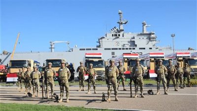 مصر تقدم مئات الأطنان من المساعدات الإنسانية وأطقم الإغاثة إلى الشعب الليبي برا وبحرا