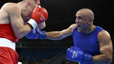 عبد الرحمن عرابي يتوج بذهبية بطولة إفريقيا للملاكمة ويتأهل لأولمبياد باريس