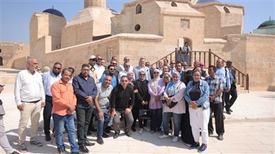 وزير السياحة والآثار يفتتح جامع سارية الجبل بالقلعة