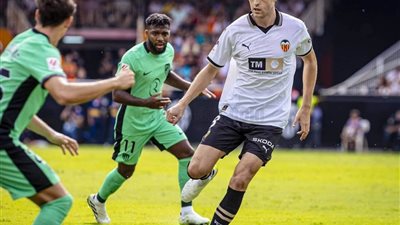فالنسيا يفوز على أتلتيكو مدريد بثلاثية نظيفة في الدوري الإسباني