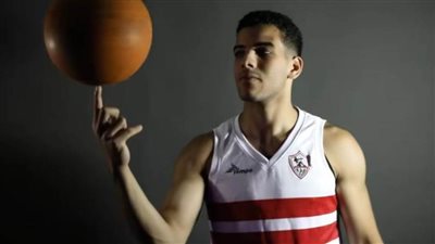 شاهد بالفيديو.. سلة الزمالك يعلن ضم علي عمر لاعب المصرية للاتصالات