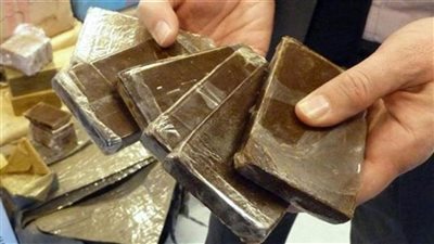 ضبط 10 كيلوجرامات من الحشيش بحوزة عاطل بالإسماعيلية بقصد الاتجار