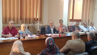 إجراء المقابلات مع المتقدمين لوظائف الإدارة المدرسية لإدارتي فوه ومطوبس التعليمية 