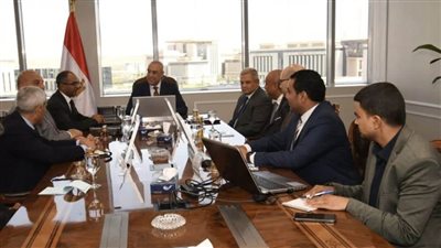 الجزار: الصناعة المصرية لديها فرصة ذهبية للمنافسة بقوة فى إنتاج المكونات المستخدمة في تنفيذ مشروعات المياه والصرف