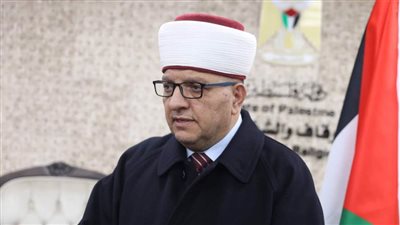  وزير الأوقاف الفلسطيني: تصاعد اقتحامات المستوطنين للأقصى تهدف للوصول للتقسيم الزماني والمكاني