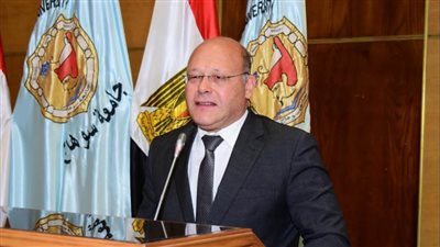 رئيس جامعة سوهاج يقرر صرف مكافأة للعاملين بمناسبة المولد النبوي الشريف والعام الدراسي الجديد