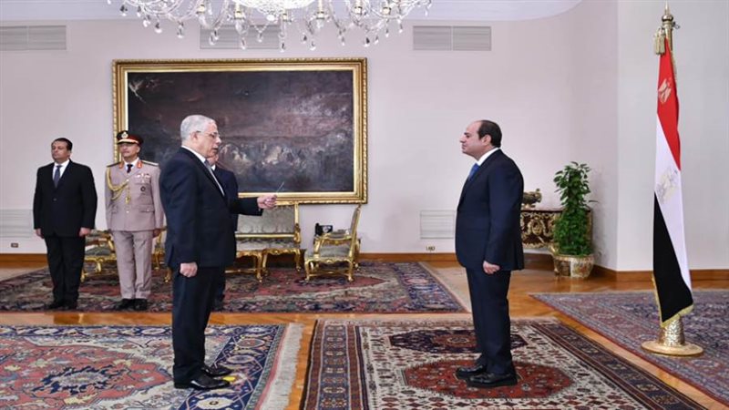 الرئيس السيسي يشهد