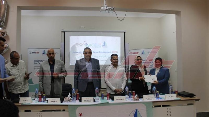 خلال اللقاء