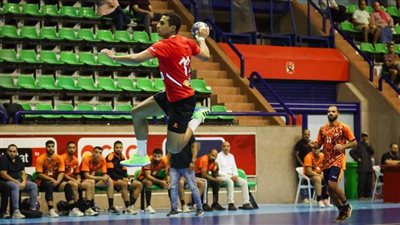رجال يد الأهلي يتفوق على أصحاب الجياد بالدوري