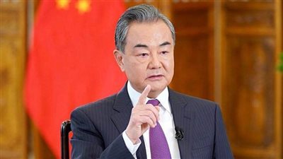 وزير الخارجية الصيني: بكين مستعدة لتوسيع التعاون مع موسكو