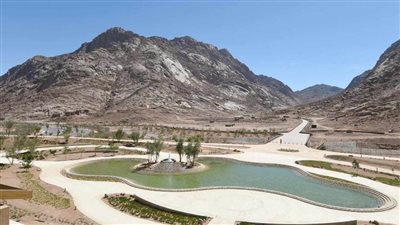 رئيس الوزراء يتفقد مشروعي تطوير وادي الأربعين ومركز المدينة التراثي بمدينة سانت كاترين