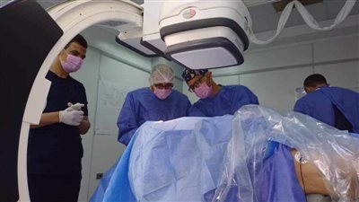 خدمة جديدة.. تركيب أول منظمين لضربات القلب بمستشفى ملوي التخصصي