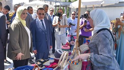 محافظ الإسكندرية: مصر بقيادة الرئيس السيسي أولت اهتمامًا كبيرًا بالمرأة على الأصعدة كافة