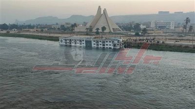دون أضرار بشرية.. جنوح باخرة نيلية في المنيا