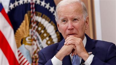 استطلاع: بايدن يواجه انتقادات بشأن الاقتصاد والهجرة