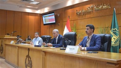 محافظ القليوبية يتابع أعمال مشروعات حياة كريمة المرحلة الأولى بشبين القناطر