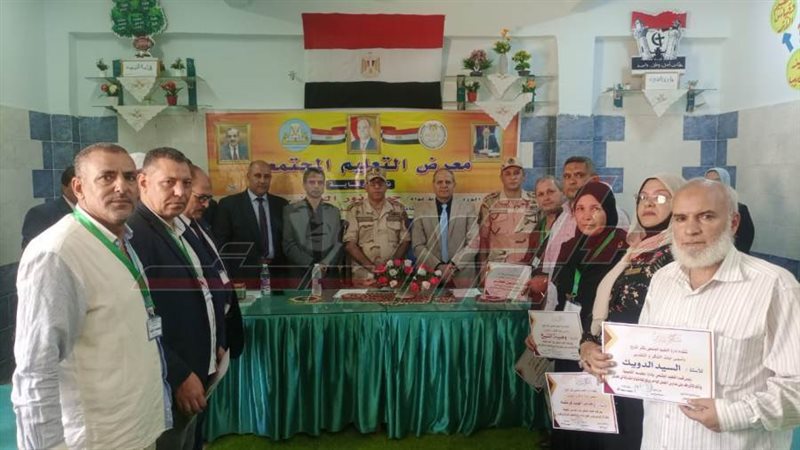 خلال التكريم