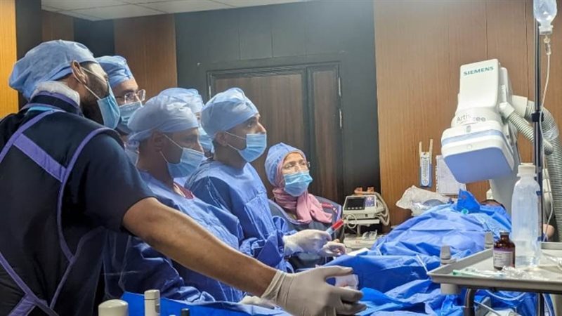 الطريق الطبي خلال