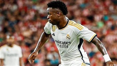 استبعاد الاعب فينيسيوس من دربي مدريد بسبب آلام في المعدة