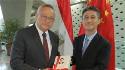 مكتبة الإسكندرية تستقبل إهداءً من كتب الرئيس الصيني شي جين بينج
