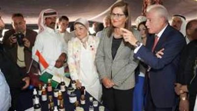 وزيرة التخطيط ومحافظ جنوب سيناء يفتتحان أعمال تطوير التجمع البدوي 