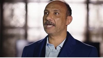 أحمد فيهم يتعاقد على 