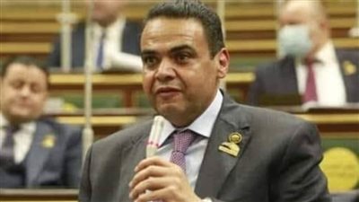 نادر الخبيري: تكريم الرئيس لأوائل الجامعات خطوة إيجابية للتأكيد على دورهم الريادي