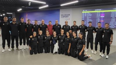 منتخب السباحة بالزعانف يصل صربيا لخوض بطولة العالم للكبار والناشئين