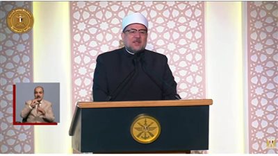 عاجل..وزير الأوقاف يهدي الرئيس السيسي موسوعة الثقافة الإسلامية احتفالا بالمولد النبوي الشريف
