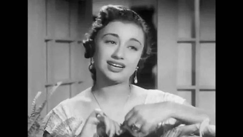 الفنانة نجاح سلام