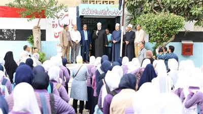وكيل الأزهر يتفقد مجمع معاهد مدينة نصر في أول أيام العام الدراسي الجديد