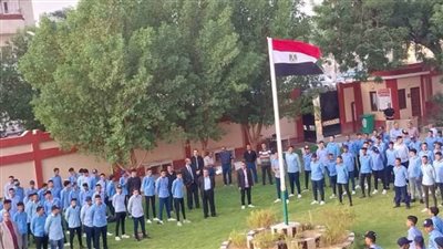 انتظام الدراسة في اليوم الثاني وغرفة عمليات لمتابعة العملية التعليمية بالمراكز الخمسة