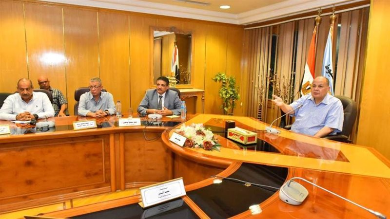 محافظ أسيوط يترأس