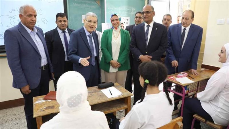 محافظ المنيا يتفقد