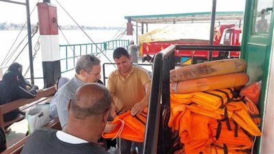 حملات تفتيشية على المعديات بمرسى بني حسن الشروق بالمنيا