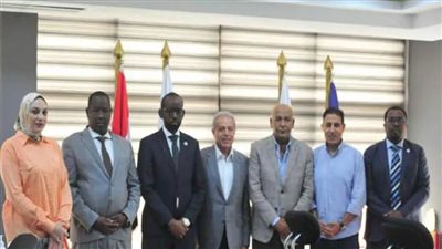 اتحاد الكرة يستقبل وفدا صوماليا لبحث التعاون الرياضي