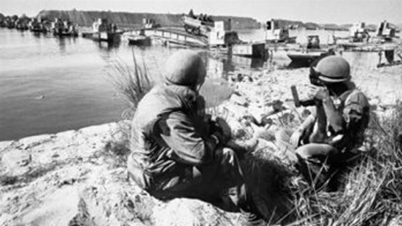 الجيش المصري - في