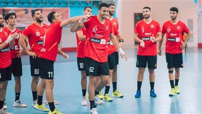 محمد مجدي يفوز بجائزة أفضل لاعب في مباراة الأهلي ونزيكو الكاميروني