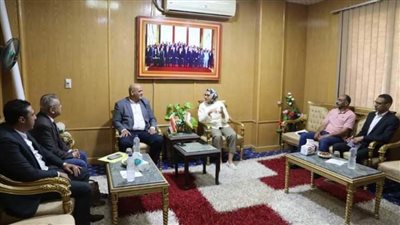 نائب محافظ الوادي الجديد تلتقي وفد وزارة التخطيط للوقوف على جاهزية مجمعات خدمات 