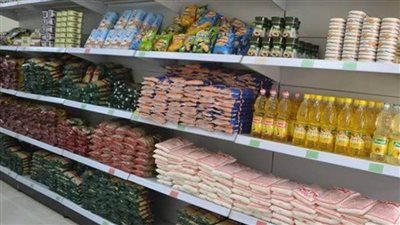 أمين عام غرف التجارة: العديد من شركات السلع الغذائية بدأت في خفض الأسعار