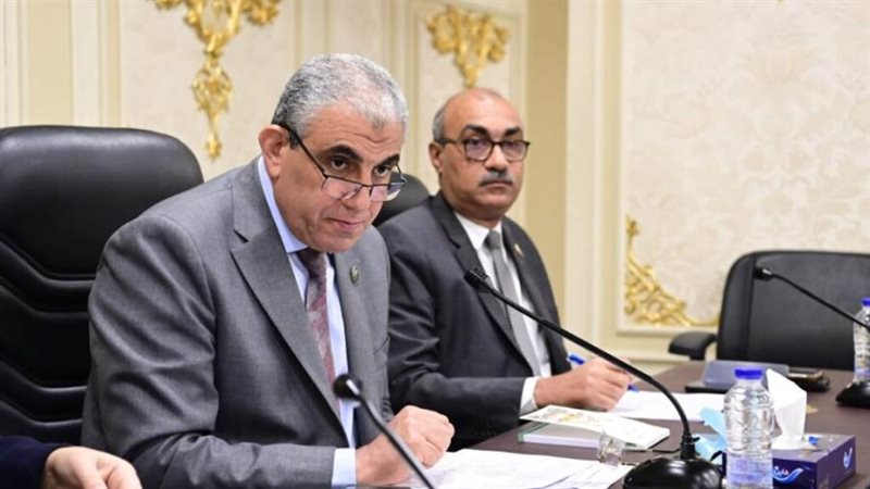 عادل عبد الفضيل عياد