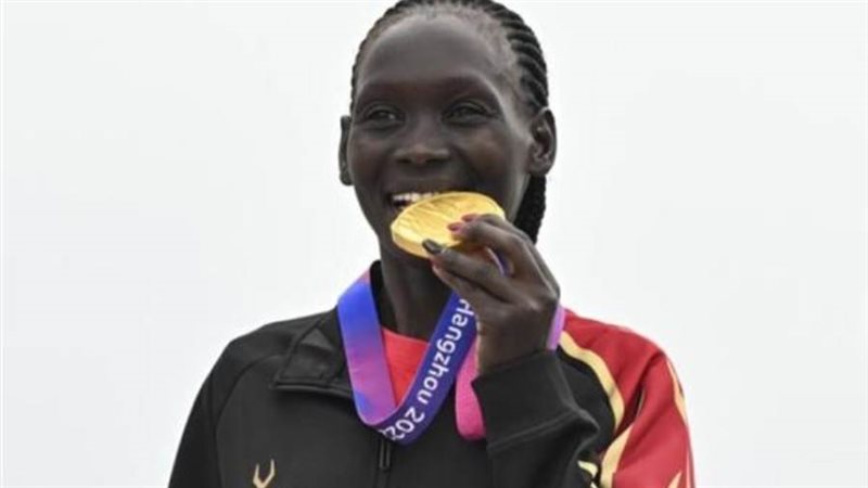 عداءة بحرينية تحرز