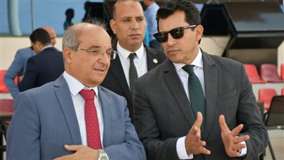 صبحي ووزير الرياضة اللبناني يتفقدان البطولة الإفريقية للرماية بالعاصمة الإدارية الجديدة