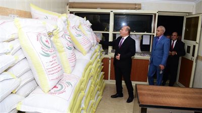 جامعة سوهاج تطرح ٤٢ طن تقاوي قمح وبصل عالية الجودة لبيعها بمنافذ كلية الزراعة