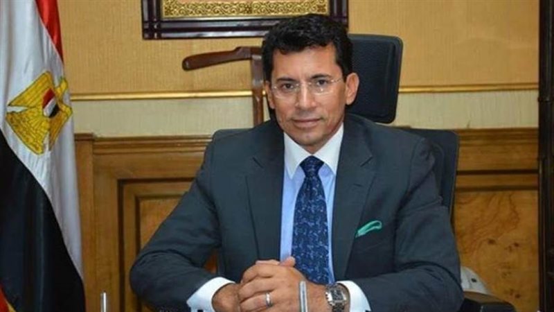 الدكتور أشرف صبحي