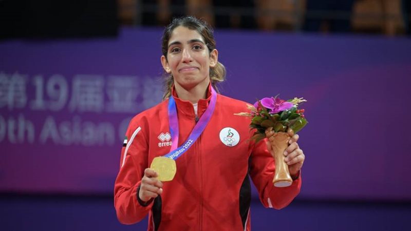 بطلة من ذهب