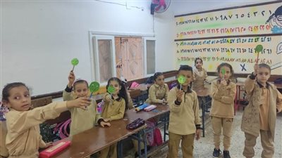 أتوبيس المكتبة المتنقلة يواصل جولاته بمدن ومراكز البحيرة